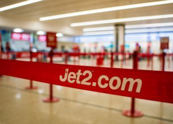 Jet2.com and Jet2holidays award more pay and shares for staff