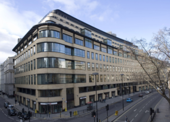 Deutsche Bank increases UK paternity leave to 16 weeks