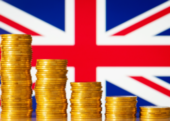 pay awards, consecutive, quarter, figures, XpertHR, revealed