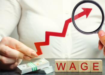 Richardsons becomes living wage employer