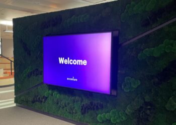 Accenture, menopause friendly, recognition, support, employees, hormonal health