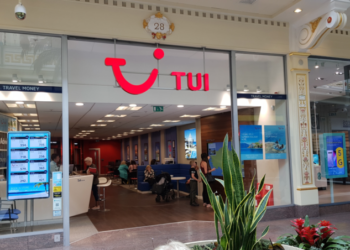 TUI UK boosts support for working parents