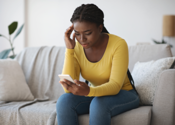 Phone call, helpline, EAP